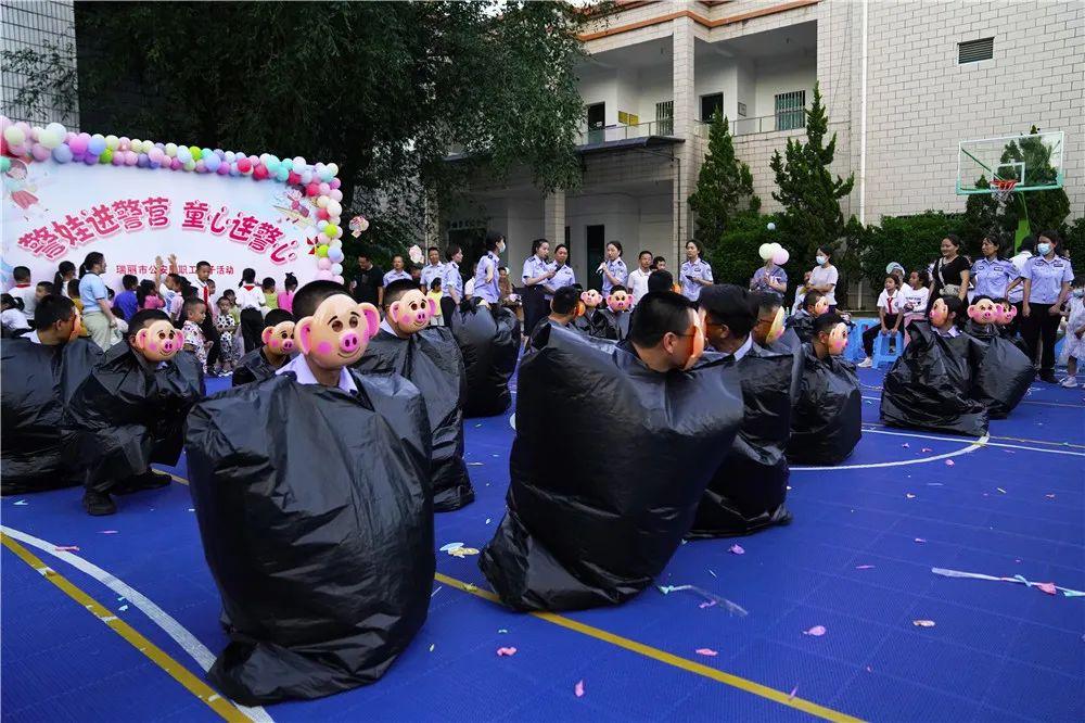 學(xué)院機關(guān)第一黨支部召開主題教育專題組織生活會，深化理論，激發(fā)黨員活力