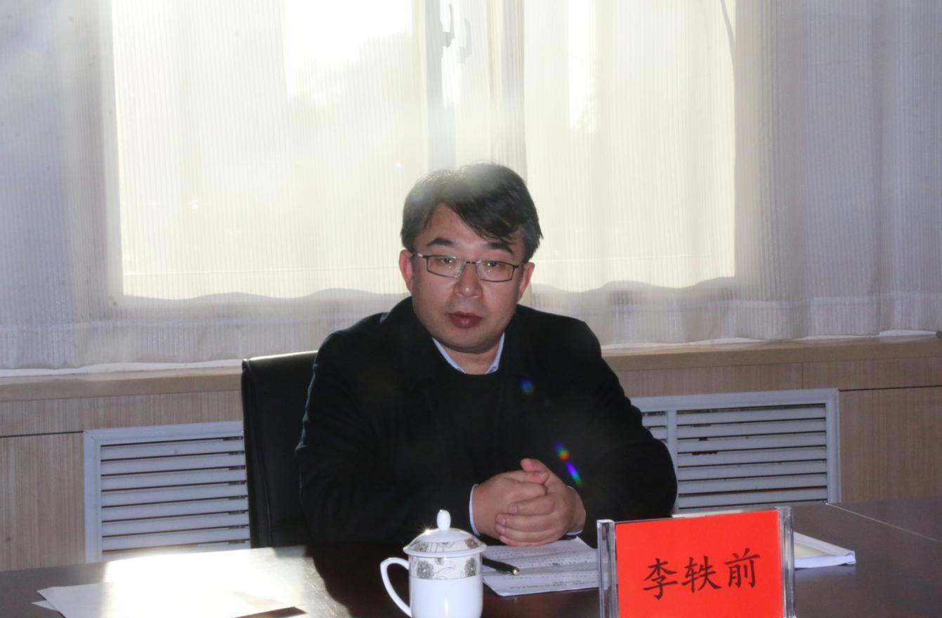 學院黨委召開主題教育專題民主生活會，深化交流，促進自我革新與發(fā)展