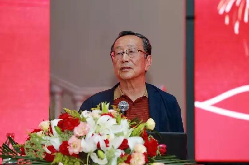 學(xué)院第三屆學(xué)術(shù)委員會(huì)首次會(huì)議召開，共謀學(xué)術(shù)發(fā)展未來藍(lán)圖