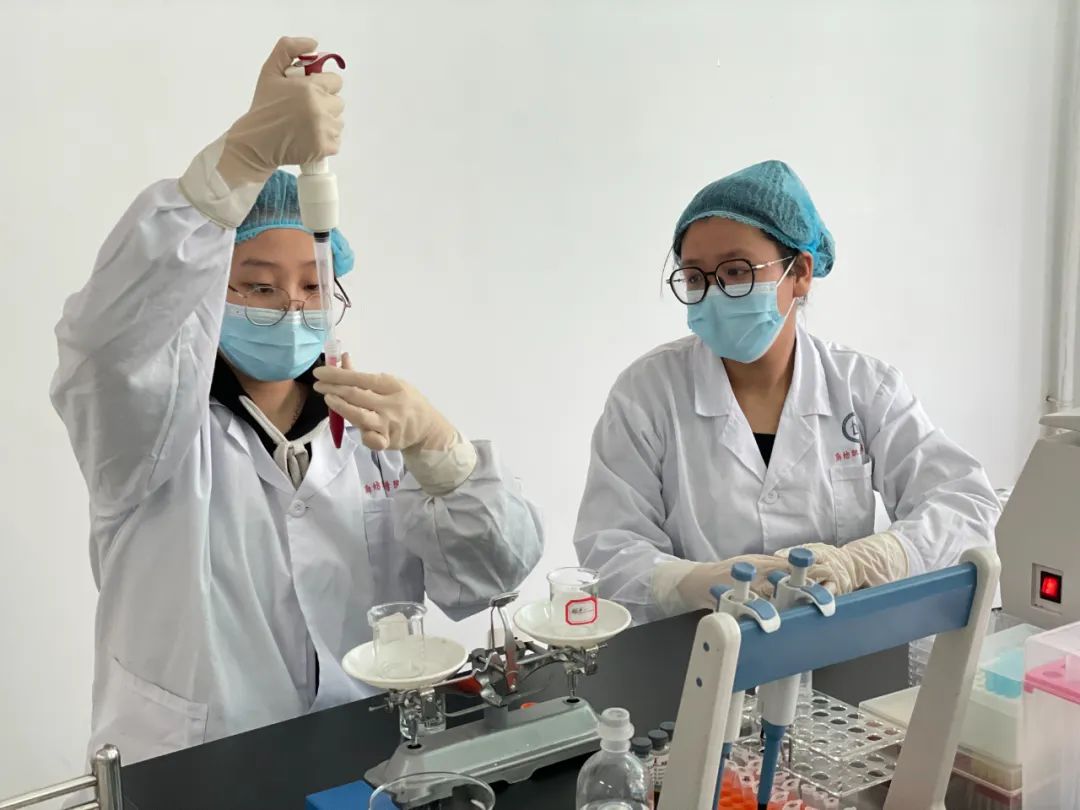 喜報傳來，學(xué)院在第十六屆山東省職業(yè)技能大賽高職動物疫病檢疫檢驗賽項中榮獲第二名