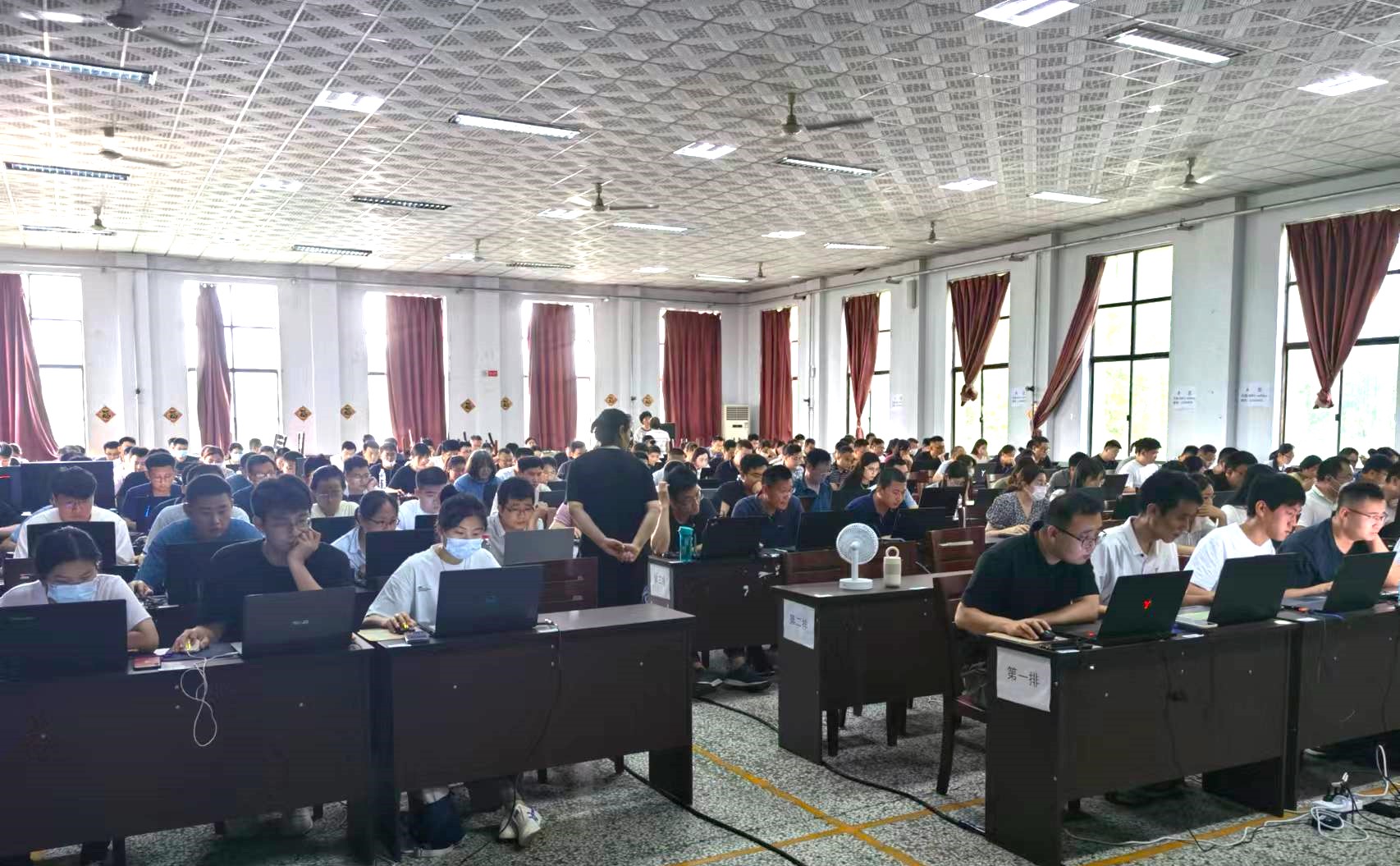 學院順利承辦2023年泰安市建筑施工安全生產(chǎn)培訓會議，推動地方安全生產(chǎn)水平再上新臺階