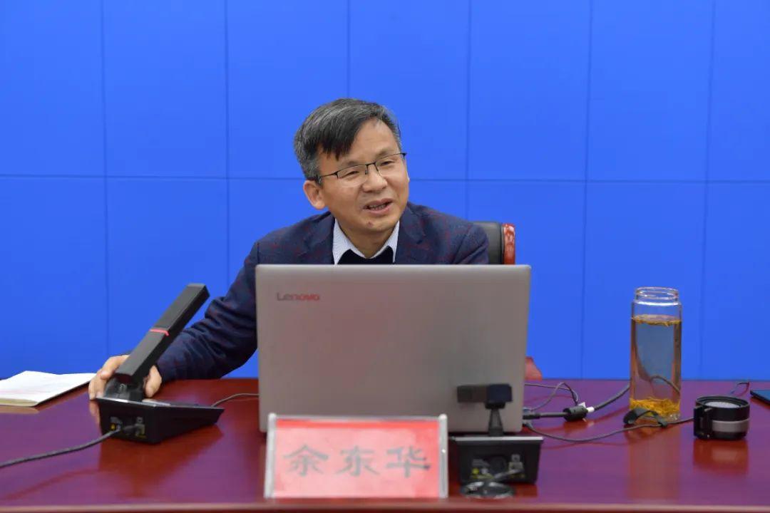 全國建筑低碳能源產(chǎn)教融合共同體，學(xué)院擔(dān)任副理事長單位，積極探索與實踐