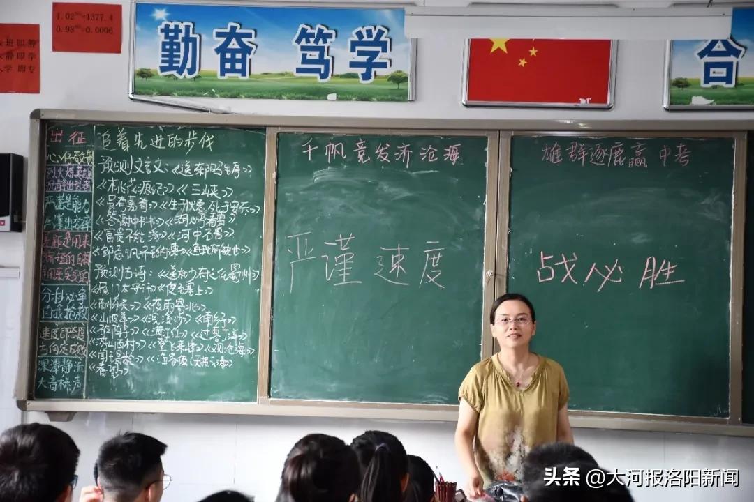 我院舉辦汽車及零部件產(chǎn)業(yè)產(chǎn)教融合共同體成立暨共建孟津雙語學校汽車產(chǎn)業(yè)創(chuàng)新研究院簽約儀式活動紀實