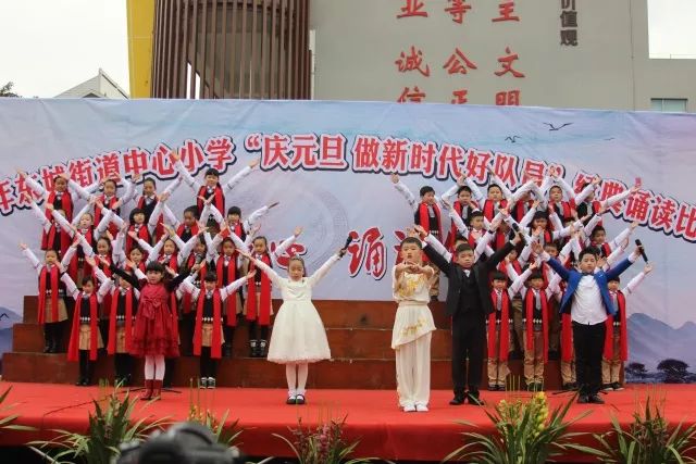 范正安皮影傳承之旅，學(xué)院教藝系師生探尋非遺文化，傳承發(fā)揚(yáng)皮影藝術(shù)之路