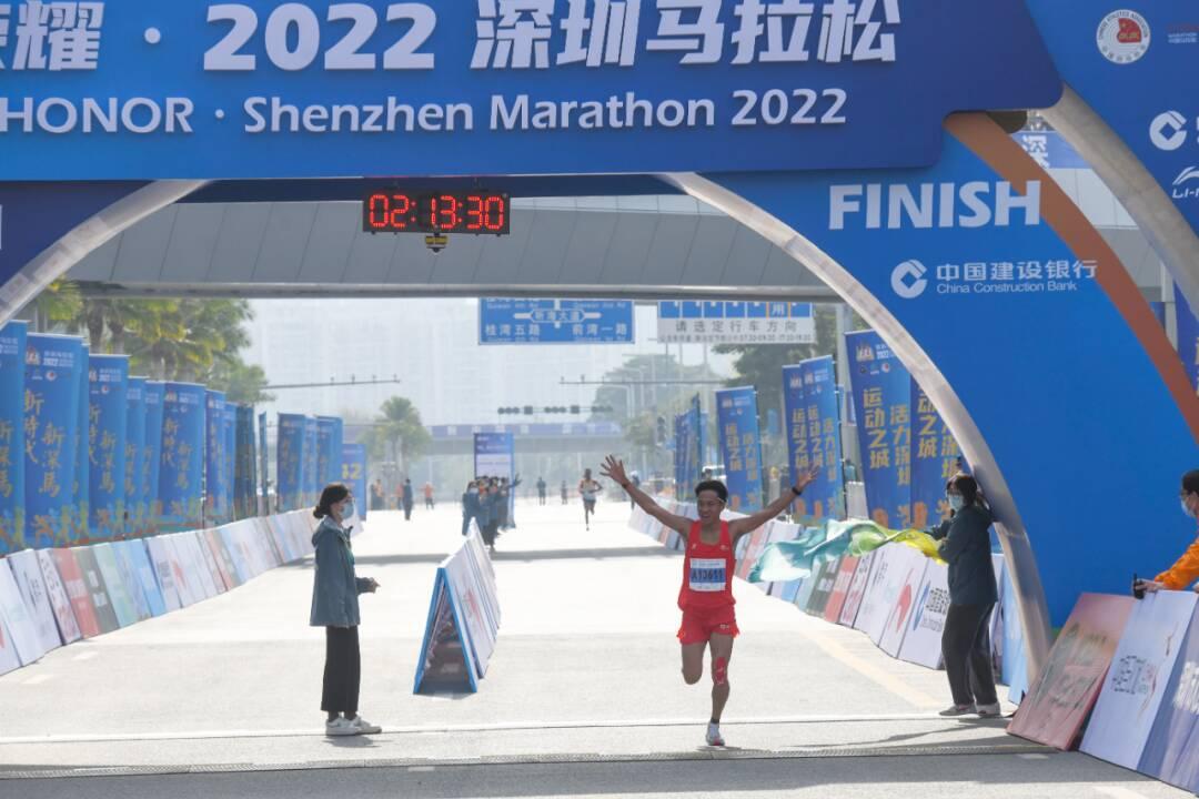 學(xué)院召開2023屆畢業(yè)生第三次就業(yè)工作調(diào)度會(huì)，深化合作，精準(zhǔn)對(duì)接，助力學(xué)子職場(chǎng)騰飛