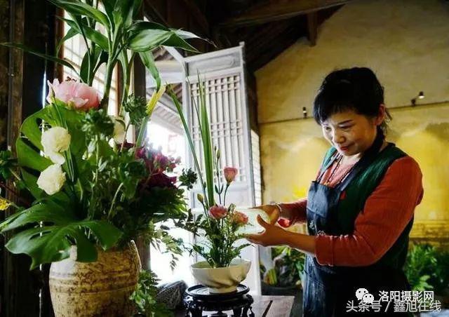 學(xué)院生物技術(shù)工程系插花大賽榮獲銀獎的輝煌瞬間紀(jì)實(shí)