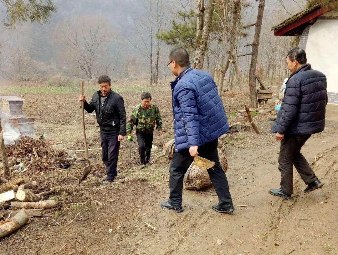 我院學(xué)子積極投身學(xué)雷鋒志愿服務(wù)活動