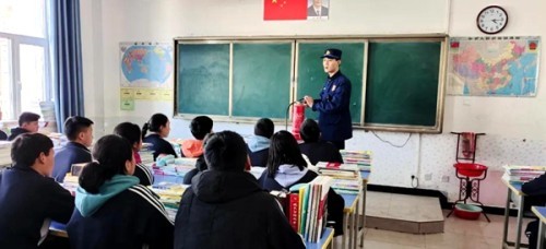 學(xué)院開展消防安全檢查日安全大檢查