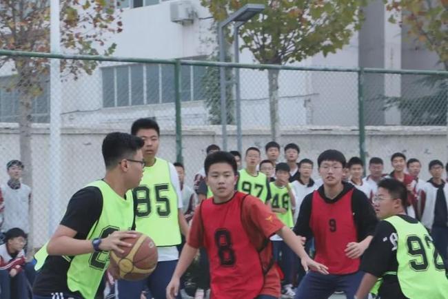 孟津雙語學(xué)校職業(yè)技術(shù)學(xué)院男子五人制籃球賽圓滿落幕