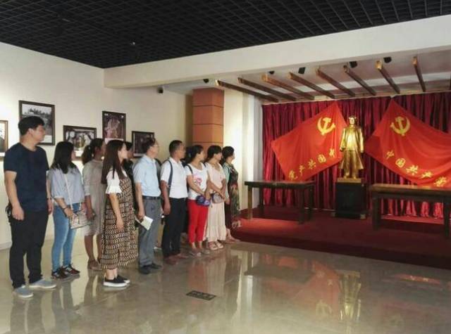 我院新生參觀學(xué)院泰安紅色文化主題園，傳承紅色基因，激發(fā)青春活力