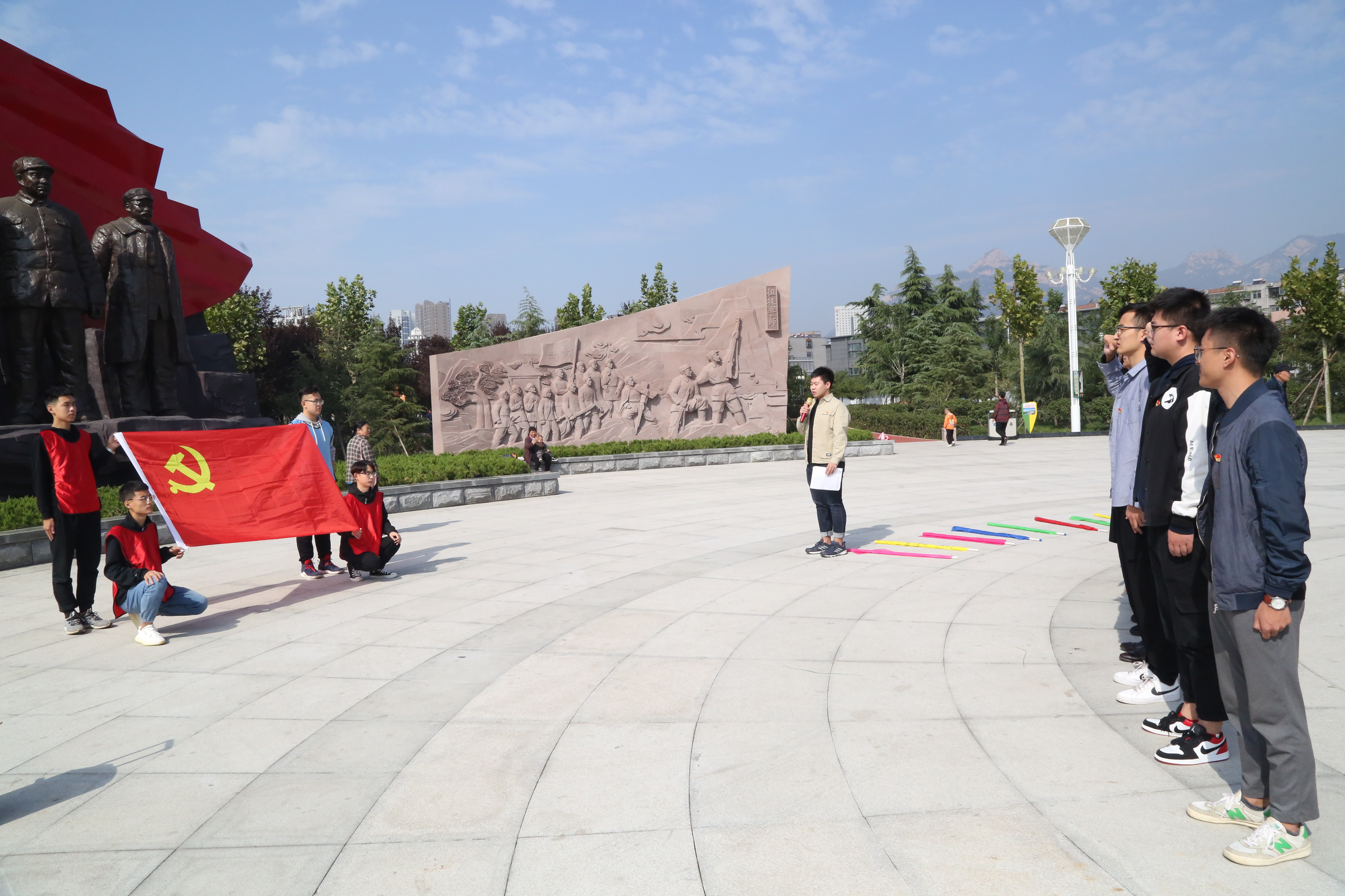 我院新生參觀學(xué)院泰安紅色文化主題園，傳承紅色基因，激發(fā)青春活力