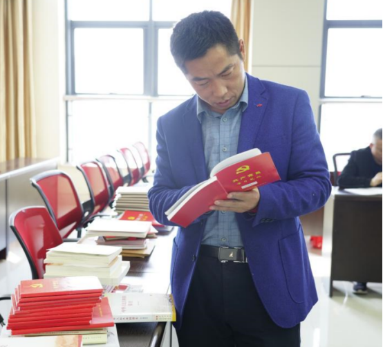 市委黨史學(xué)習(xí)教育巡回指導(dǎo)組來(lái)我院調(diào)研指導(dǎo)工作