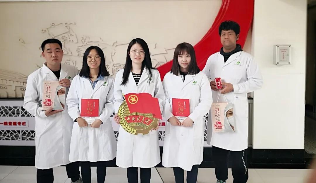 健康知識(shí)講座，關(guān)注生命健康，綻放青春光彩