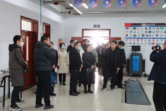 齊河縣職專蒞臨我系調(diào)研參觀，深化交流，共促發(fā)展