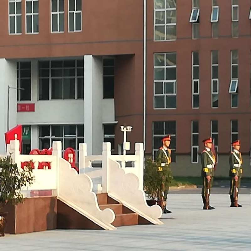 孟津雙語學(xué)校職業(yè)技術(shù)學(xué)院2020年春季學(xué)期學(xué)生返校復(fù)學(xué)通告
