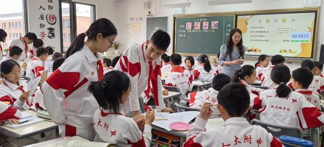 孟津?qū)W校與人大附中通州校區(qū)啟動骨干交流計劃，引領(lǐng)賦能，共創(chuàng)卓越教育未來