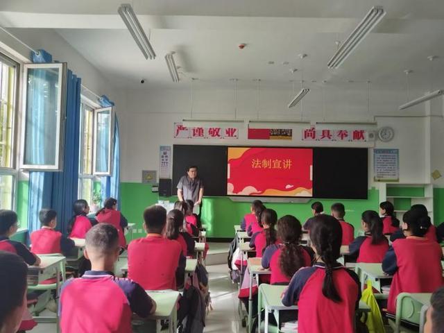 孟津?qū)W校五年級(jí)開(kāi)展青春期生理知識(shí)教育，助力青春成長(zhǎng)之路