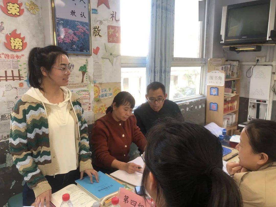 孟津?qū)W校小學(xué)部語文教研活動，游筆墨家鄉(xiāng)，話大美山河紀(jì)實(shí)
